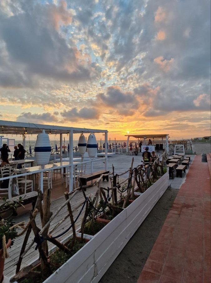 Beach Suites - By Lido Scalzone Castel Volturno Buitenkant foto