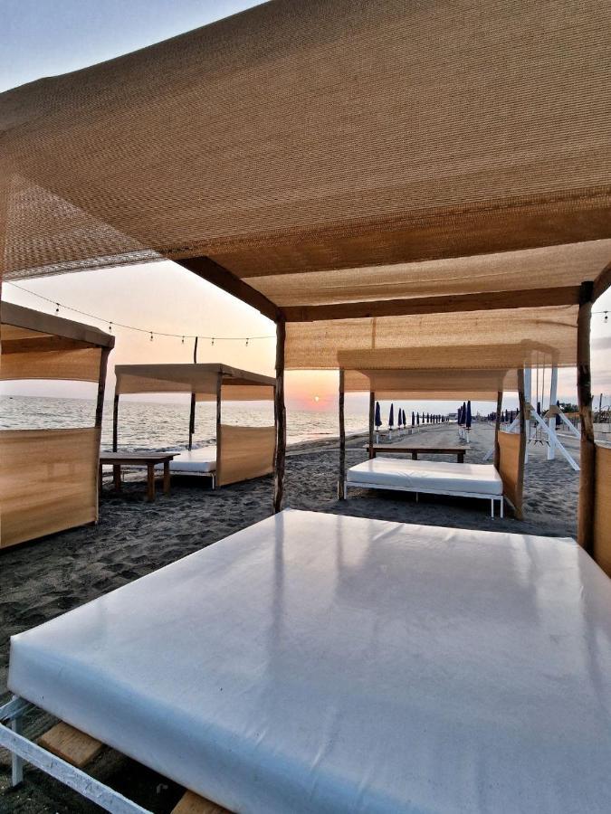 Beach Suites - By Lido Scalzone Castel Volturno Buitenkant foto