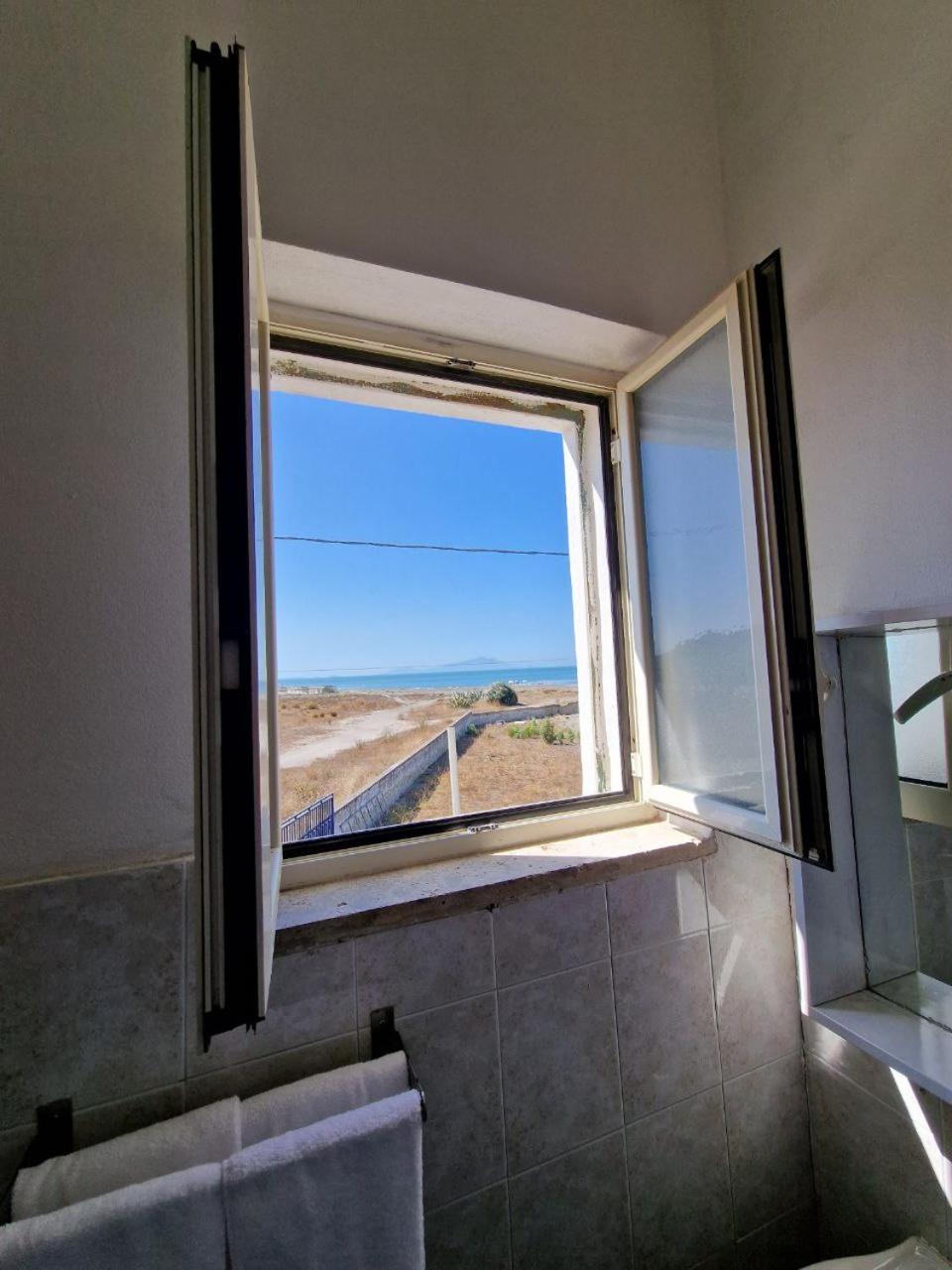 Beach Suites - By Lido Scalzone Castel Volturno Buitenkant foto
